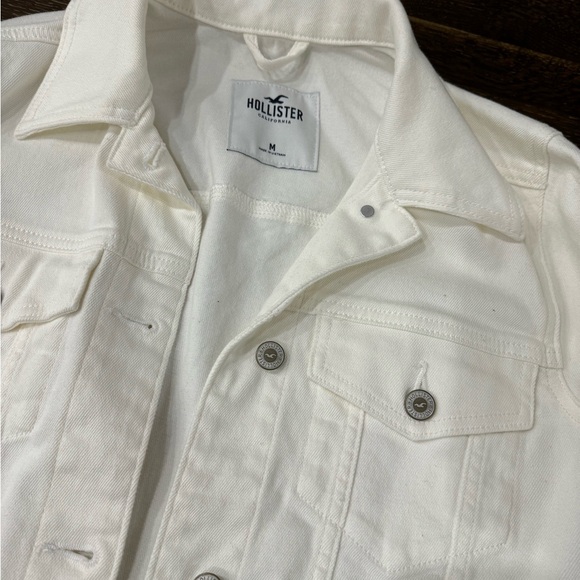 HOLLISTER WHITE DENIM JACKET - Picture 3 of 13